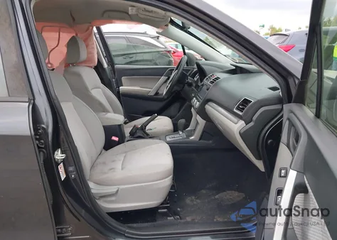 2018 Subaru Forester 2.5I из США, поврежденный, VIN JF2SJABC9JH490509
